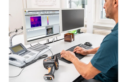 testo 883-2 - Thermal imager (320 x 240 pixels) with 42° lens and accessories
